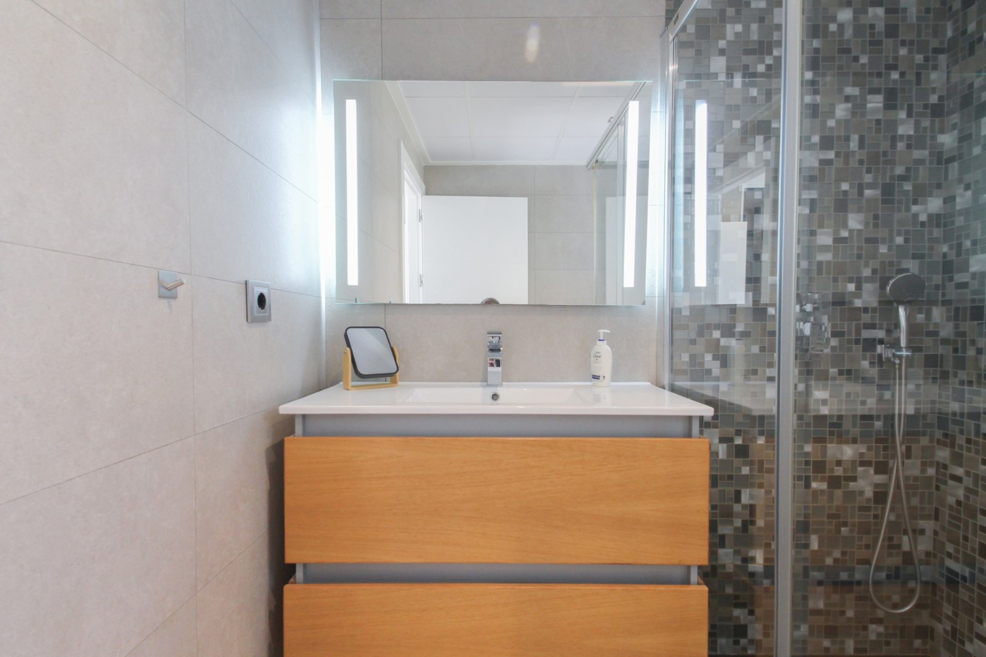 Resale - Villa -
Torrevieja - Aguas Nuevas