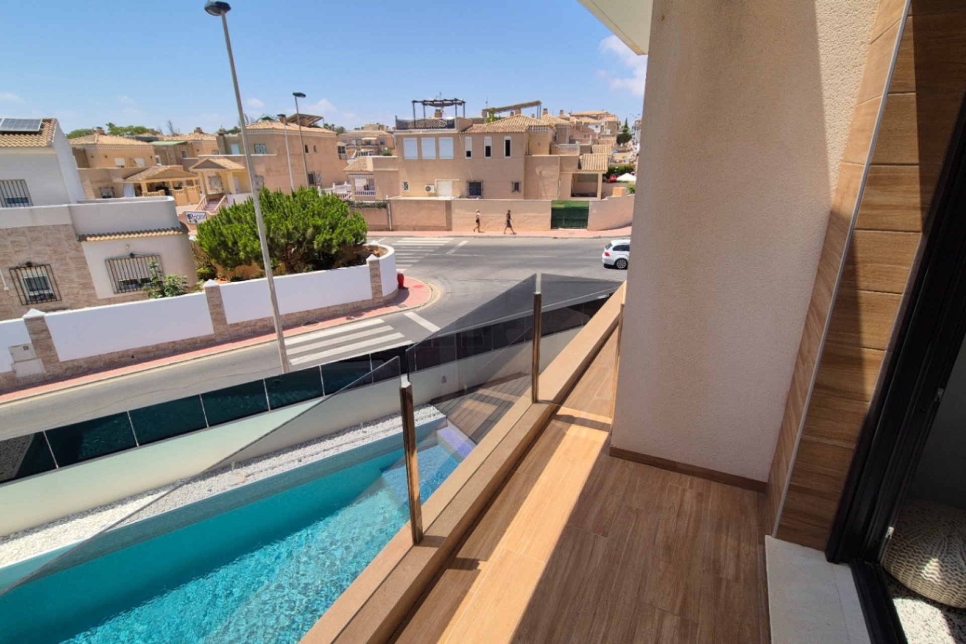Resale - Villa -
Torrevieja - Costa Blanca