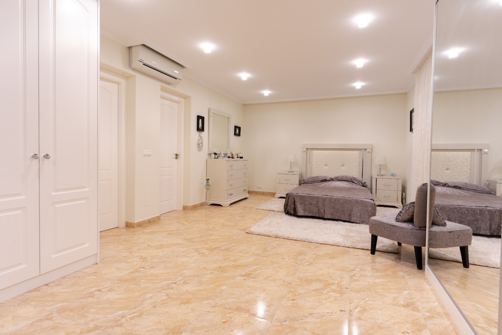 Resale - Villa -
Torrevieja - Los Balcones