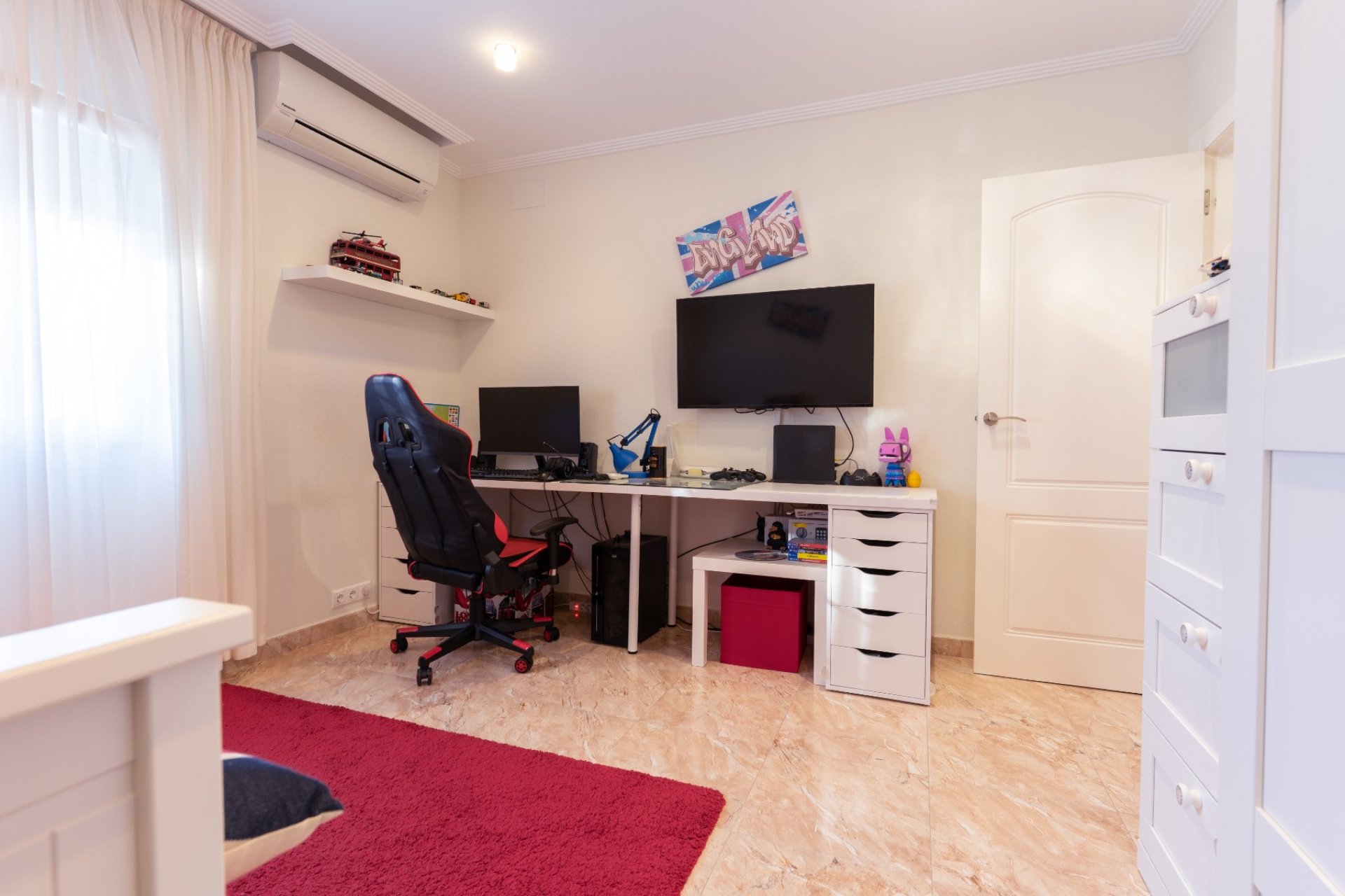 Resale - Villa -
Torrevieja - Los Balcones