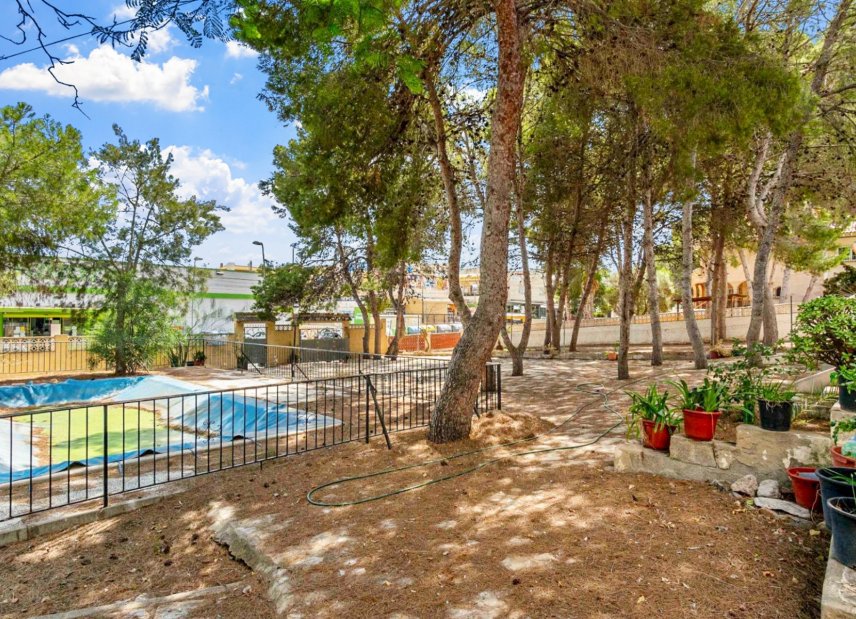 Resale - Villa -
Torrevieja - Los Balcones