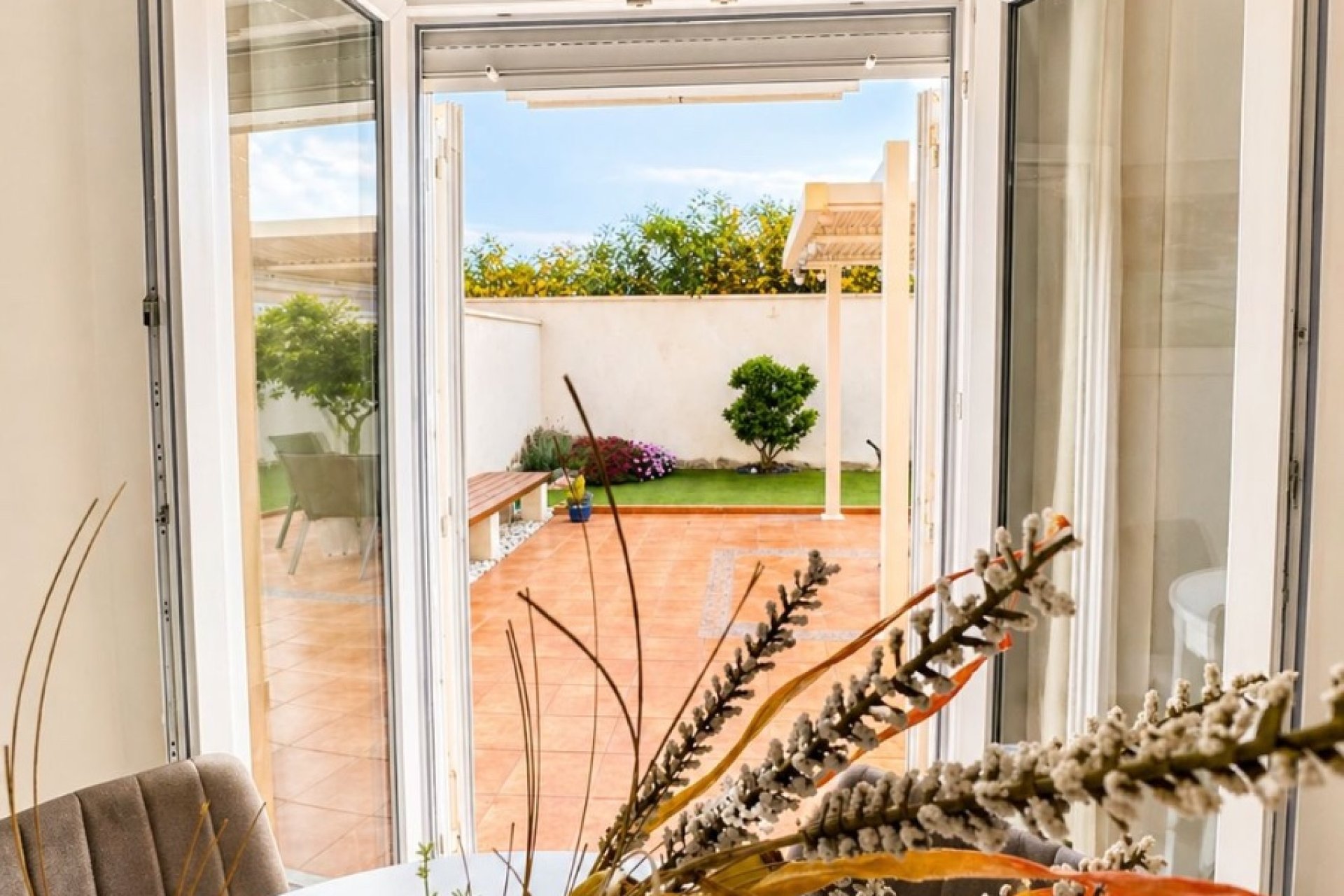 Resale - Villa -
Torrevieja - Nueva Torrevieja