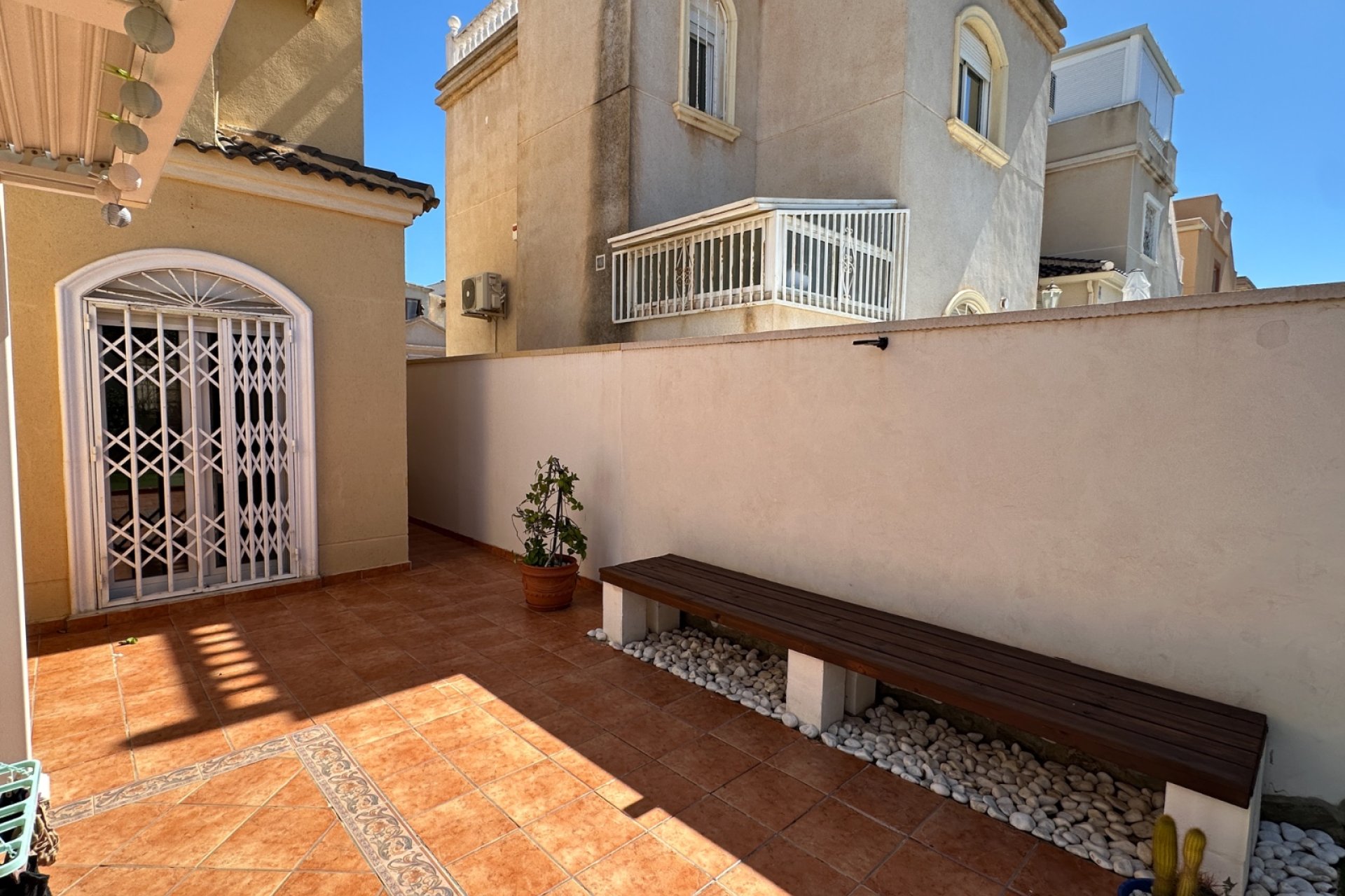 Resale - Villa -
Torrevieja - Nueva Torrevieja