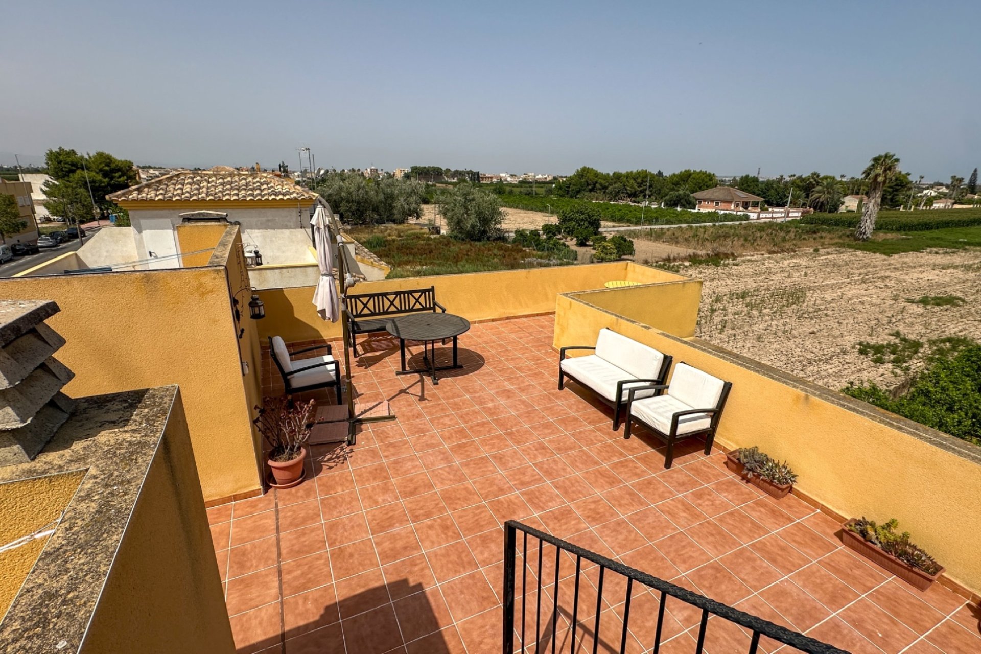 Reventa - Adosado -
Daya Nueva - Costa Blanca Sur
