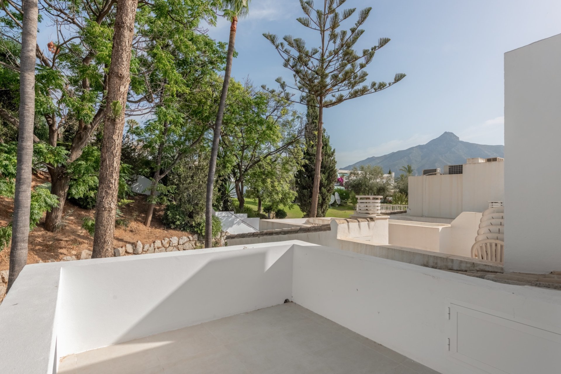 Reventa - Adosado -
Marbella - Nueva Andalucía