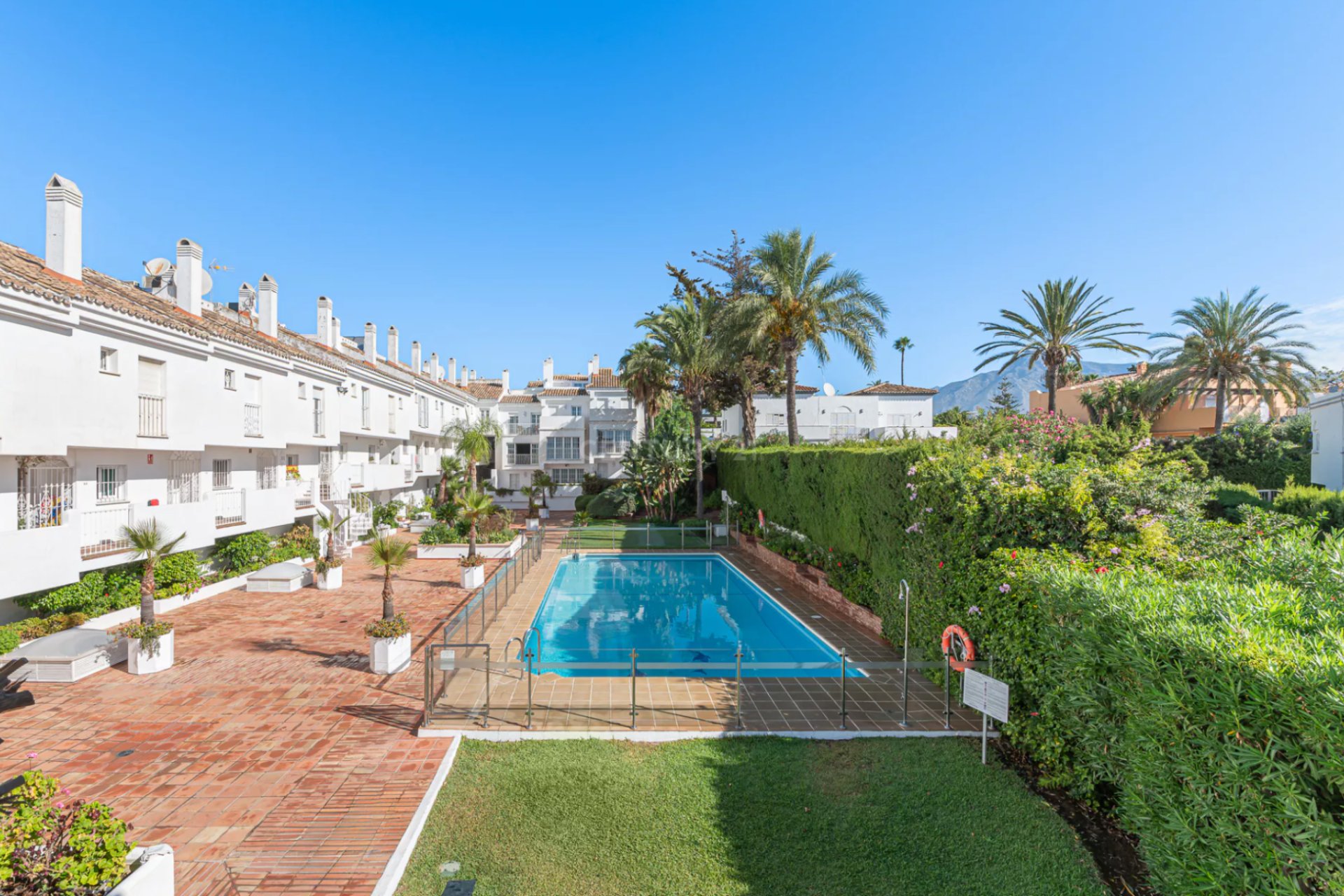 Reventa - Adosado -
Marbella - Puerto Banús