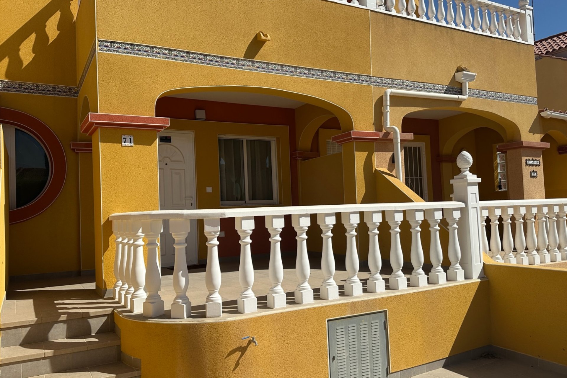 Reventa - Adosado -
Orihuela Costa - La Regia