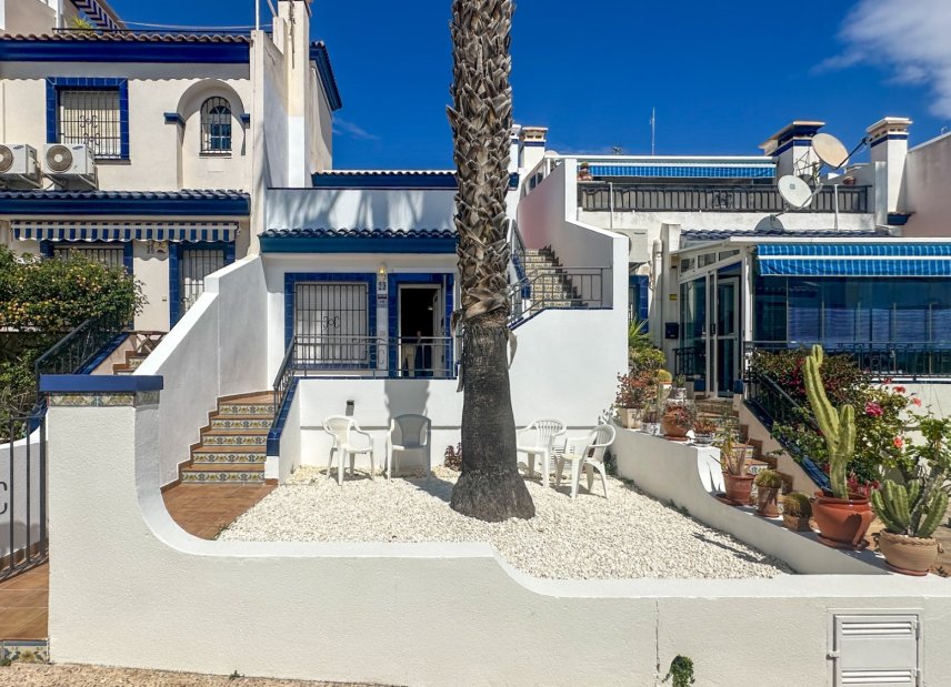 Reventa - Adosado -
Orihuela Costa - Los Dolses