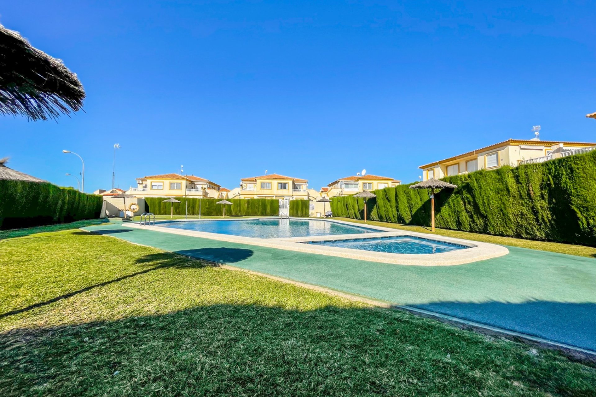 Reventa - Adosado -
Orihuela Costa - Playa Flamenca
