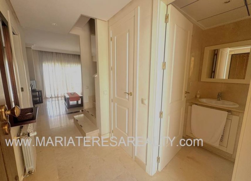 Reventa - Adosado -
San Javier - Roda