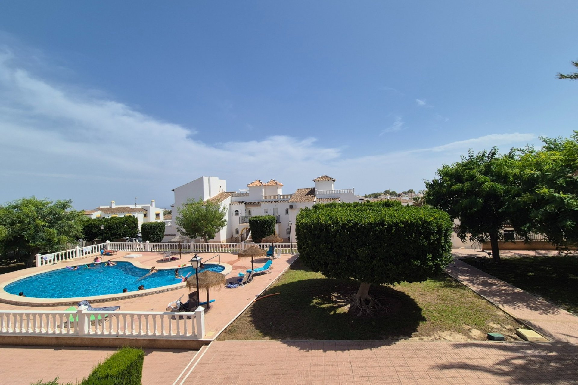 Reventa - Adosado -
San Miguel de Salinas - Bellavista