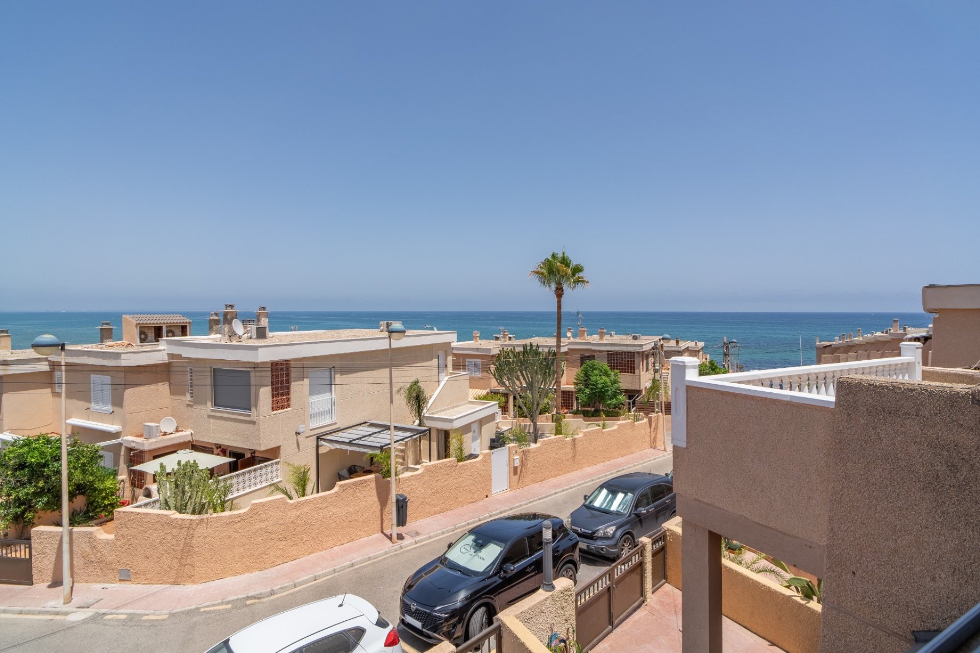 Reventa - Adosado -
Torrevieja - Cabo Cervera
