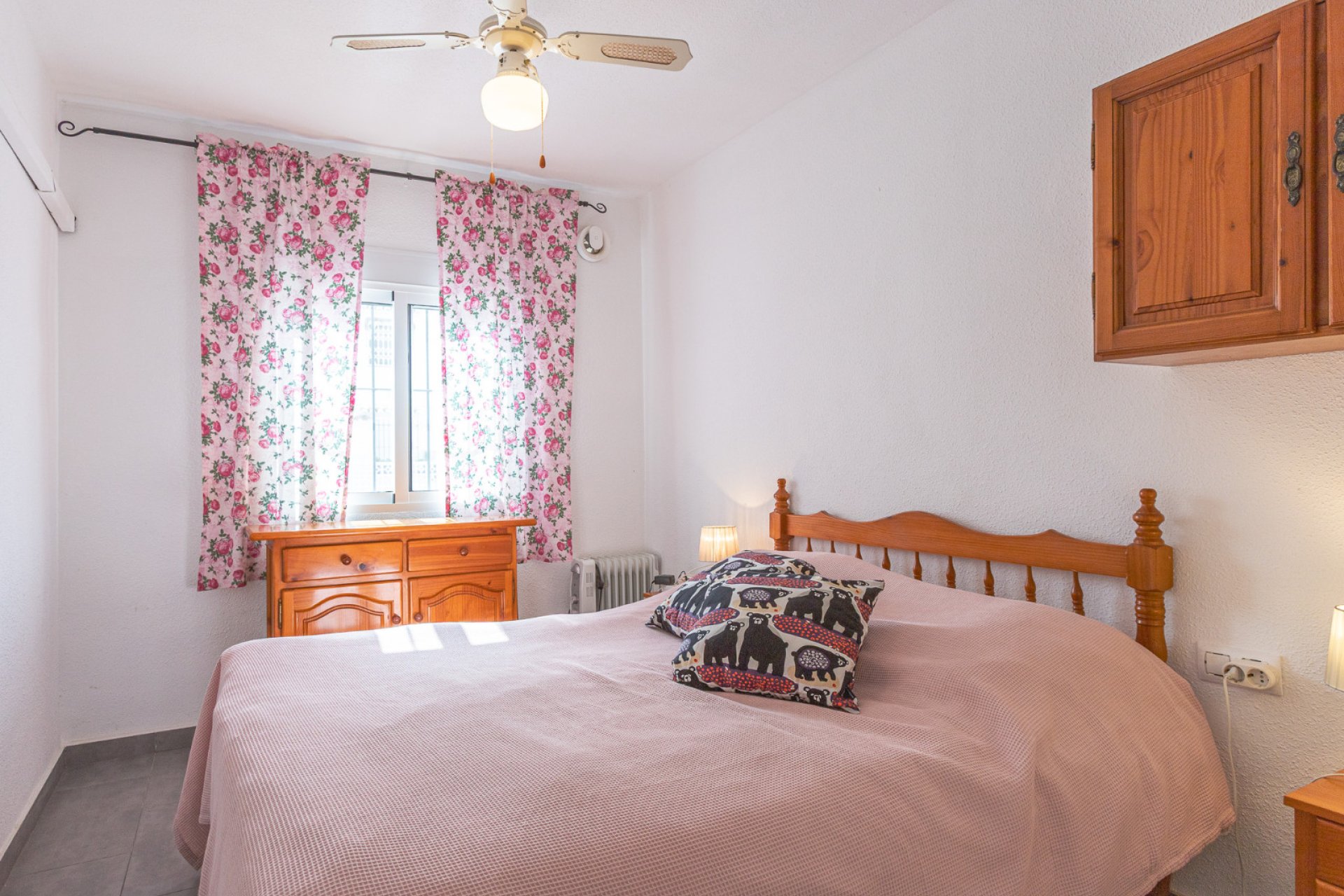 Reventa - Adosado -
Torrevieja - Lago Jardin