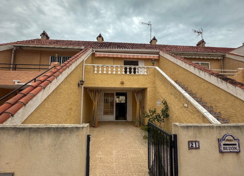 Reventa - Adosado -
Torrevieja - Los Balcones