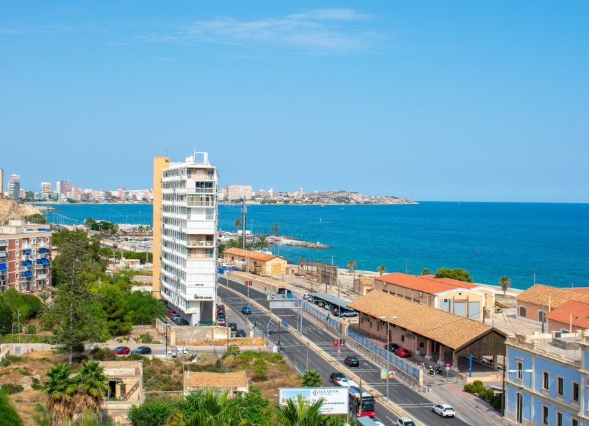 Reventa - apartment -
Alicante - Casco antiguo
