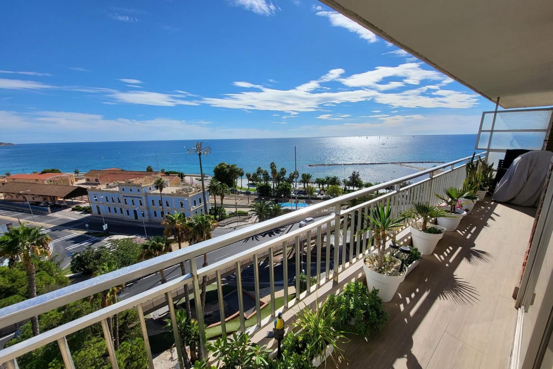 Reventa - apartment -
Alicante - Casco antiguo