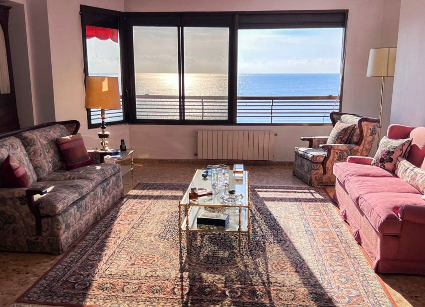 Reventa - apartment -
Alicante - Center