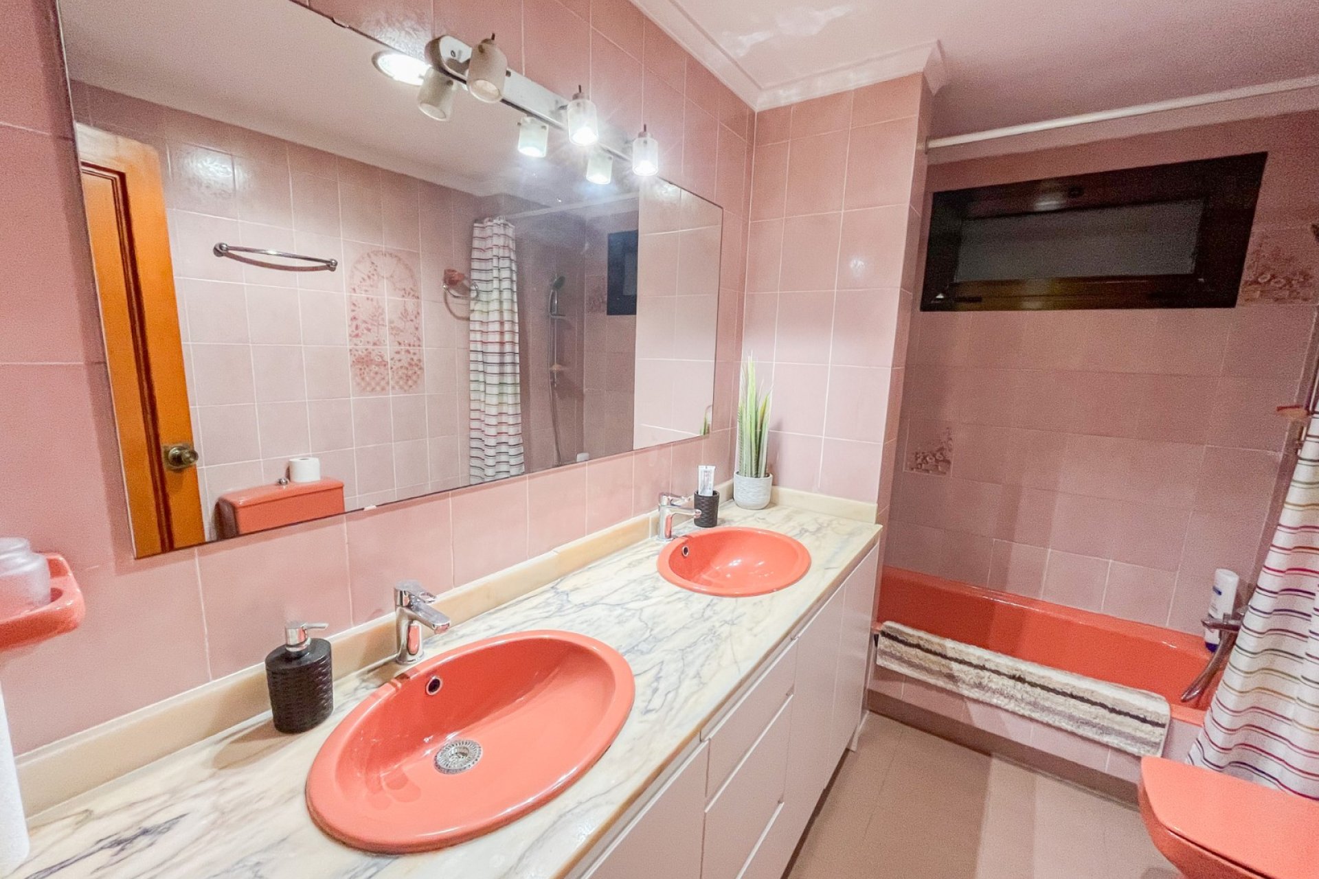 Reventa - apartment -
Alicante - Center