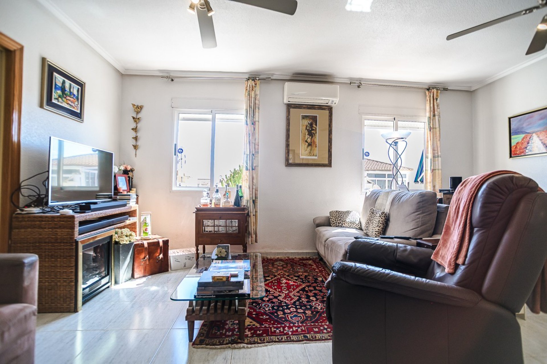 Reventa - apartment -
Alicante - La Florida