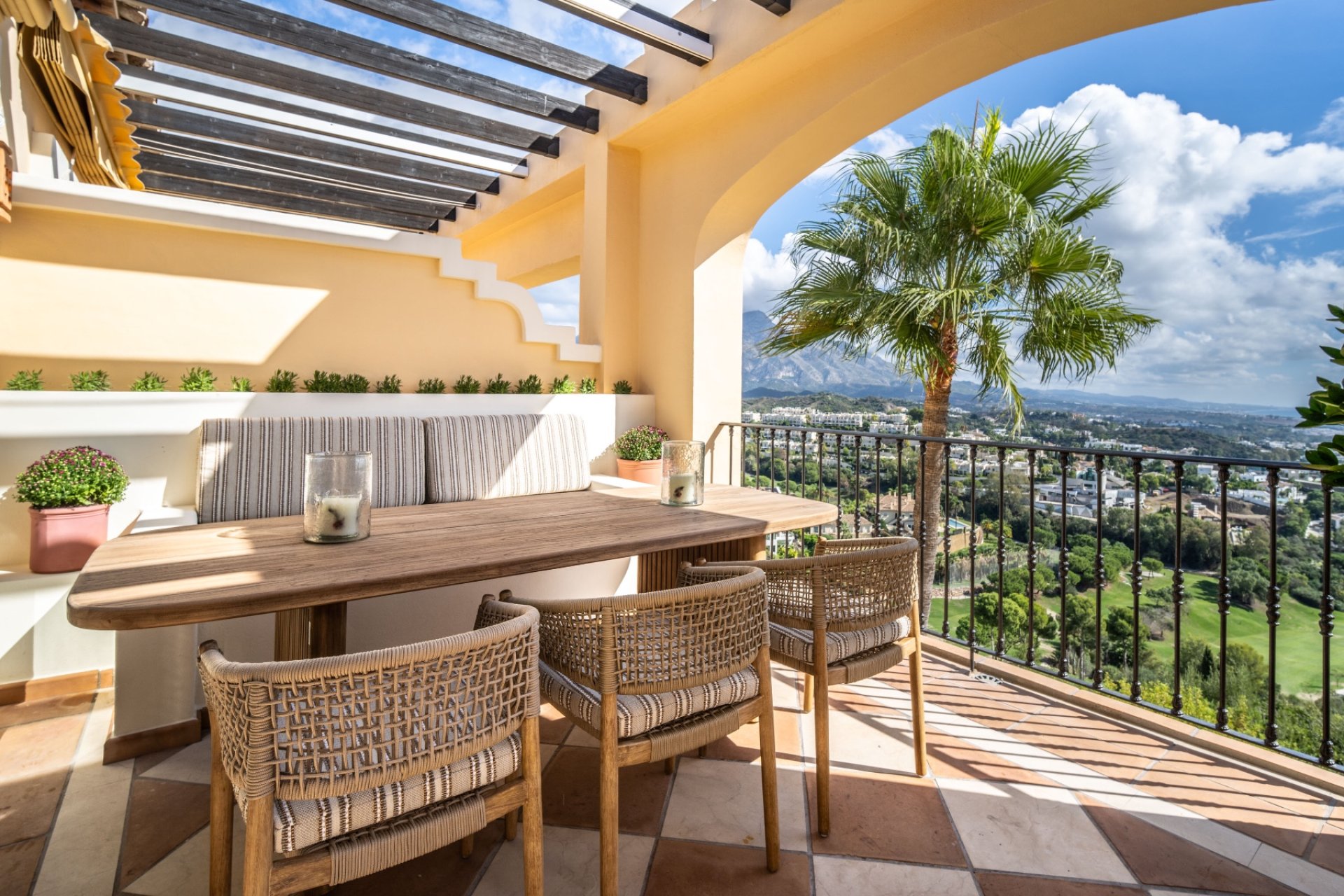 Reventa - apartment -
Benahavis - La Quinta
