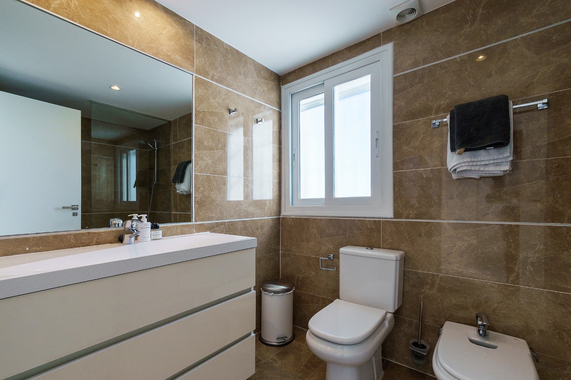 Reventa - apartment -
Benahavis - La Quinta