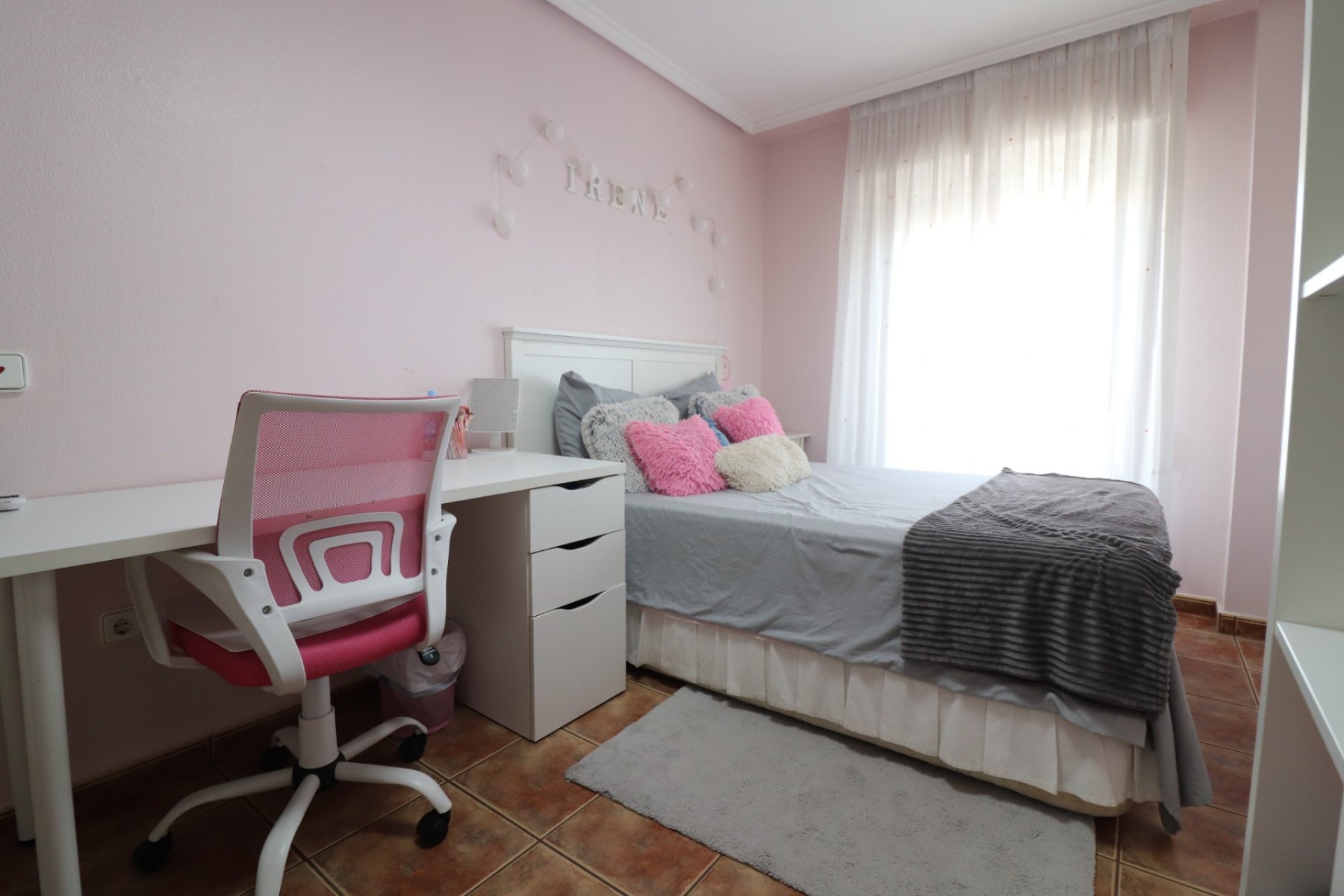 Reventa - apartment -
Dolores - Dolores - Town