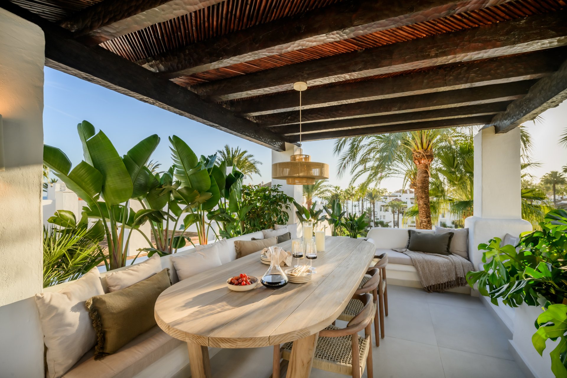Reventa - apartment -
Estepona