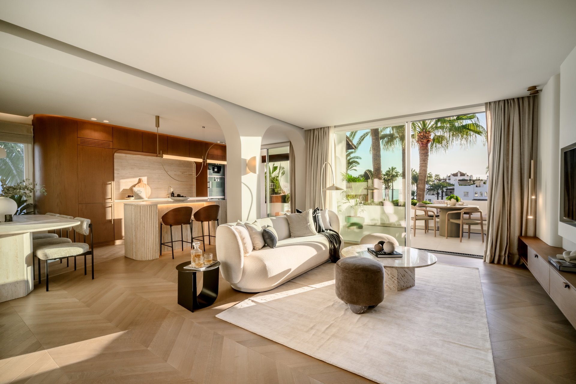 Reventa - apartment -
Estepona