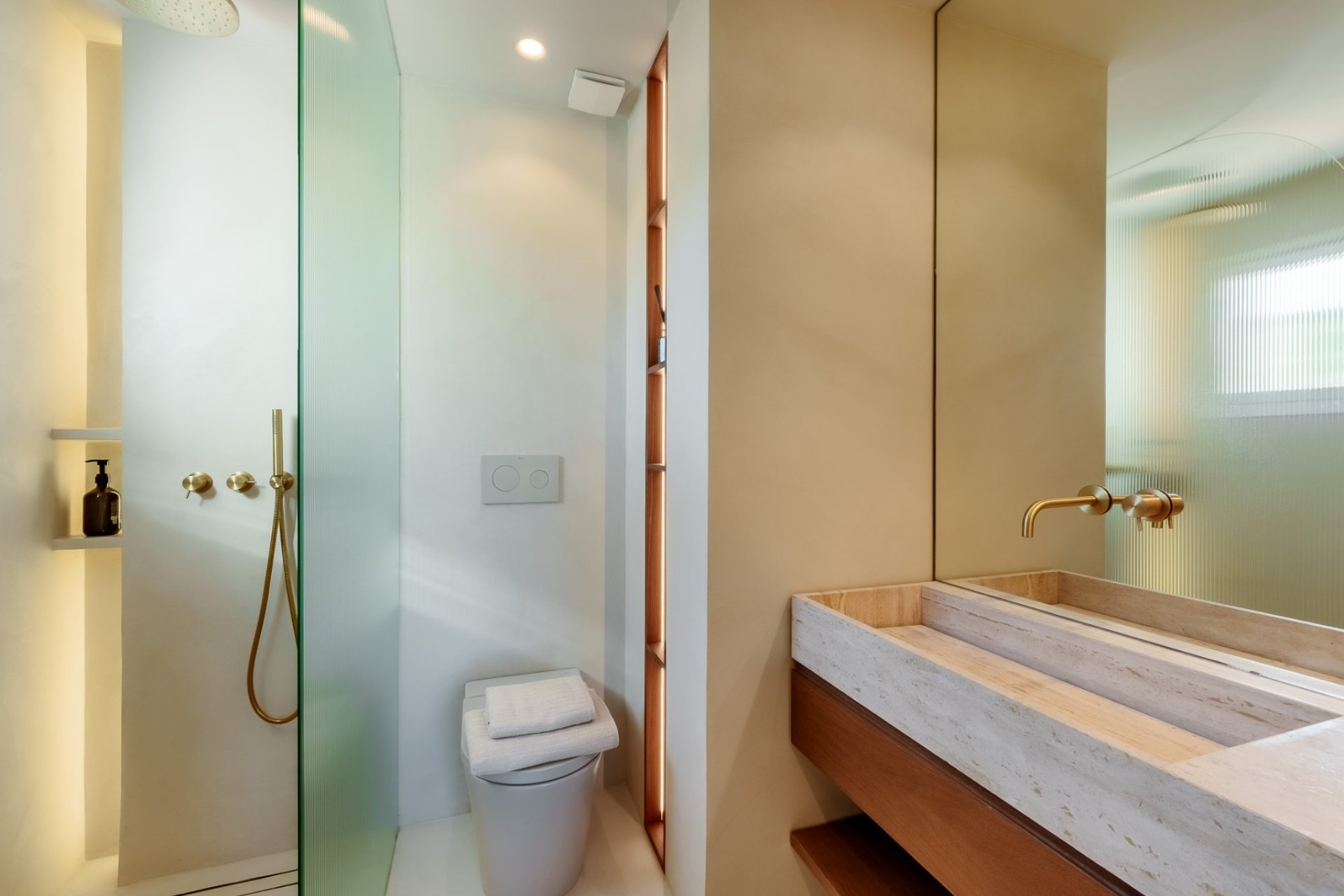 Reventa - apartment -
Estepona