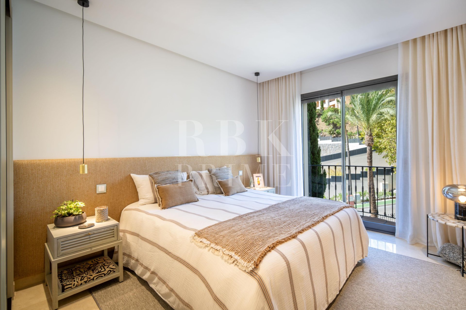 Reventa - apartment -
Malaga - Benahavís
