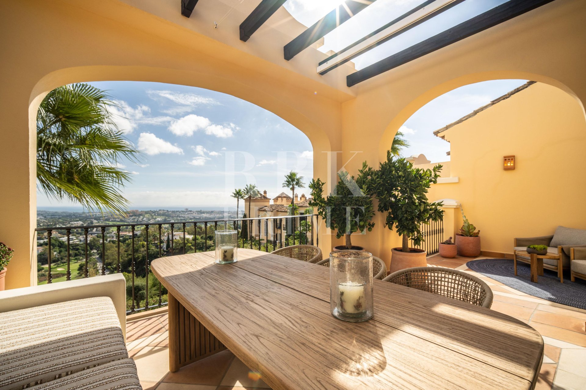 Reventa - apartment -
Malaga - Benahavís