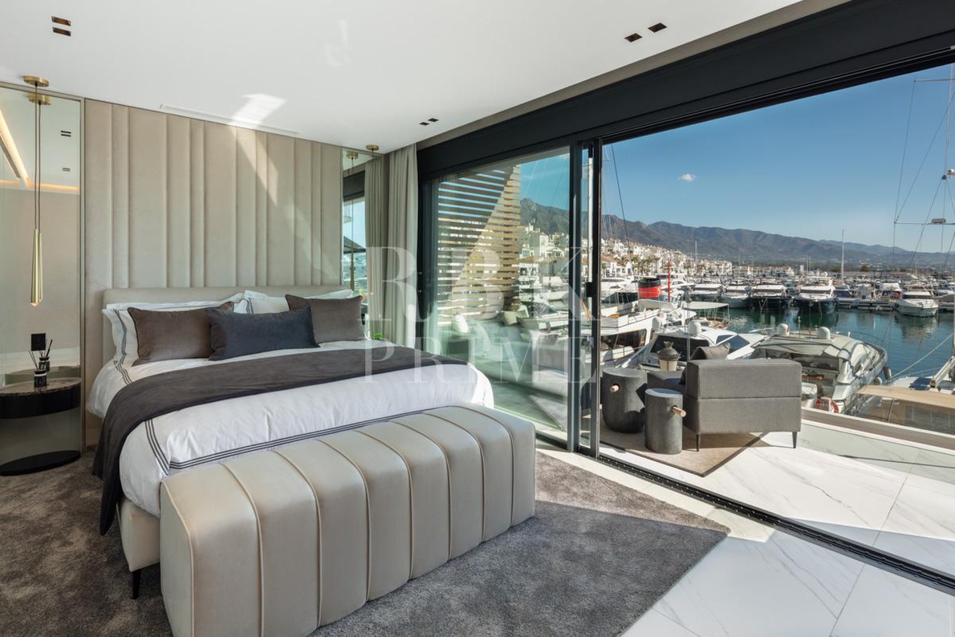 Reventa - apartment -
Malaga - Nueva Andalucía