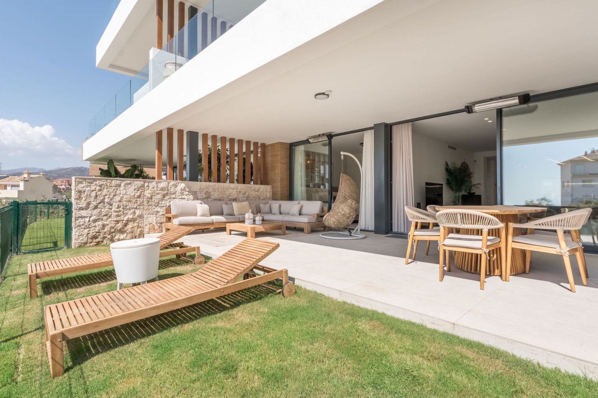 Reventa - apartment -
Marbella - Elviria