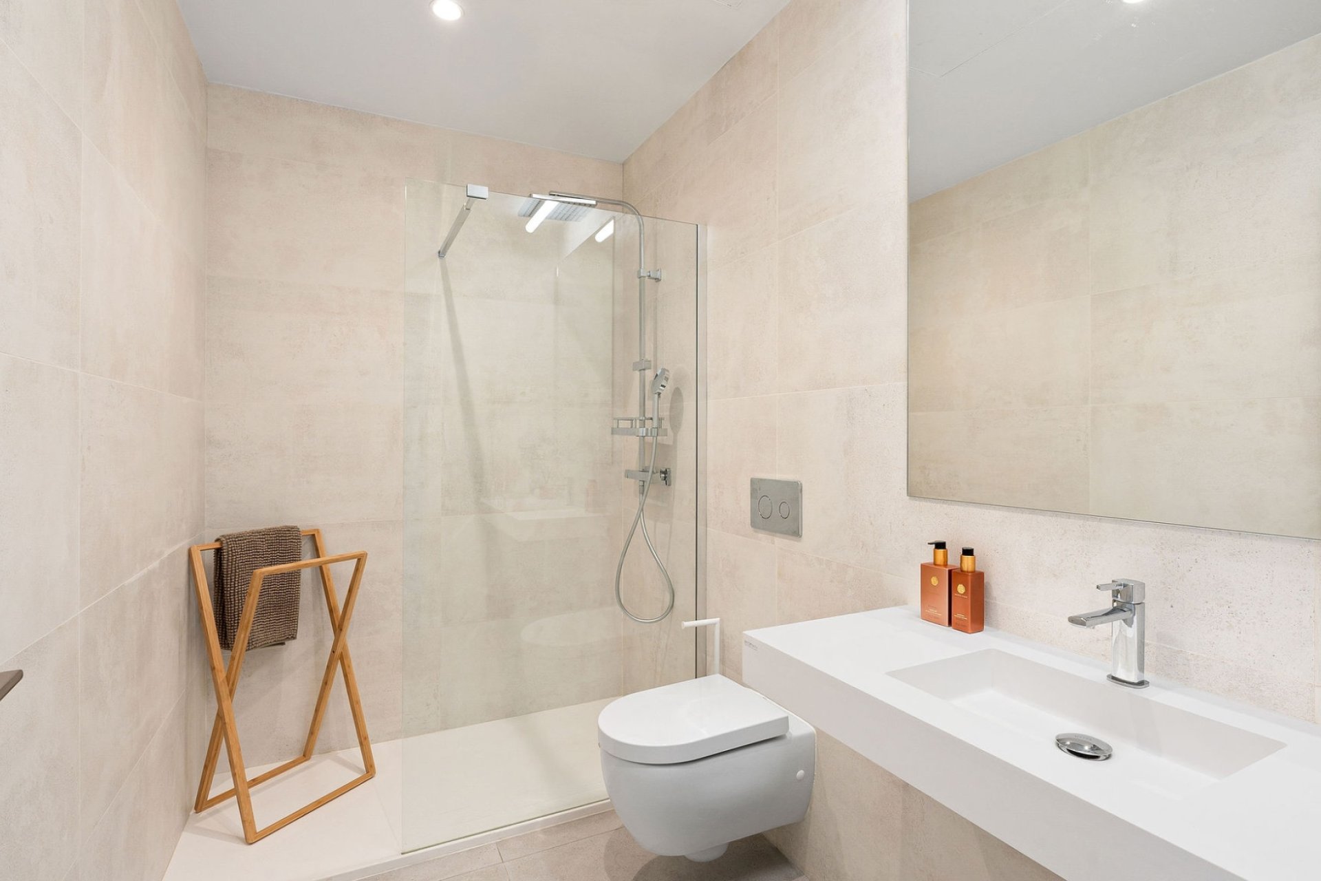 Reventa - apartment -
Marbella - Elviria