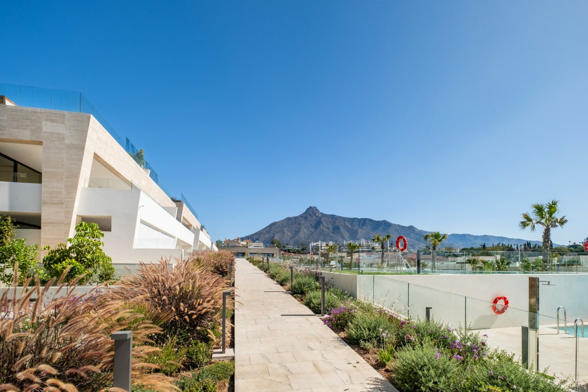 Reventa - apartment -
Marbella - Golden Mile
