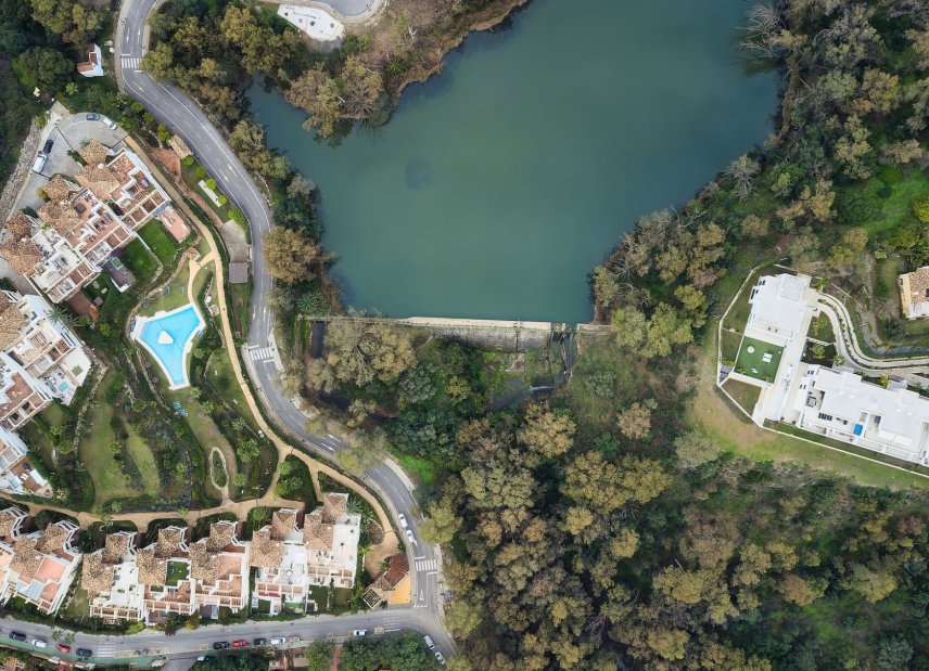 Reventa - apartment -
Marbella - Nueva Andalucía