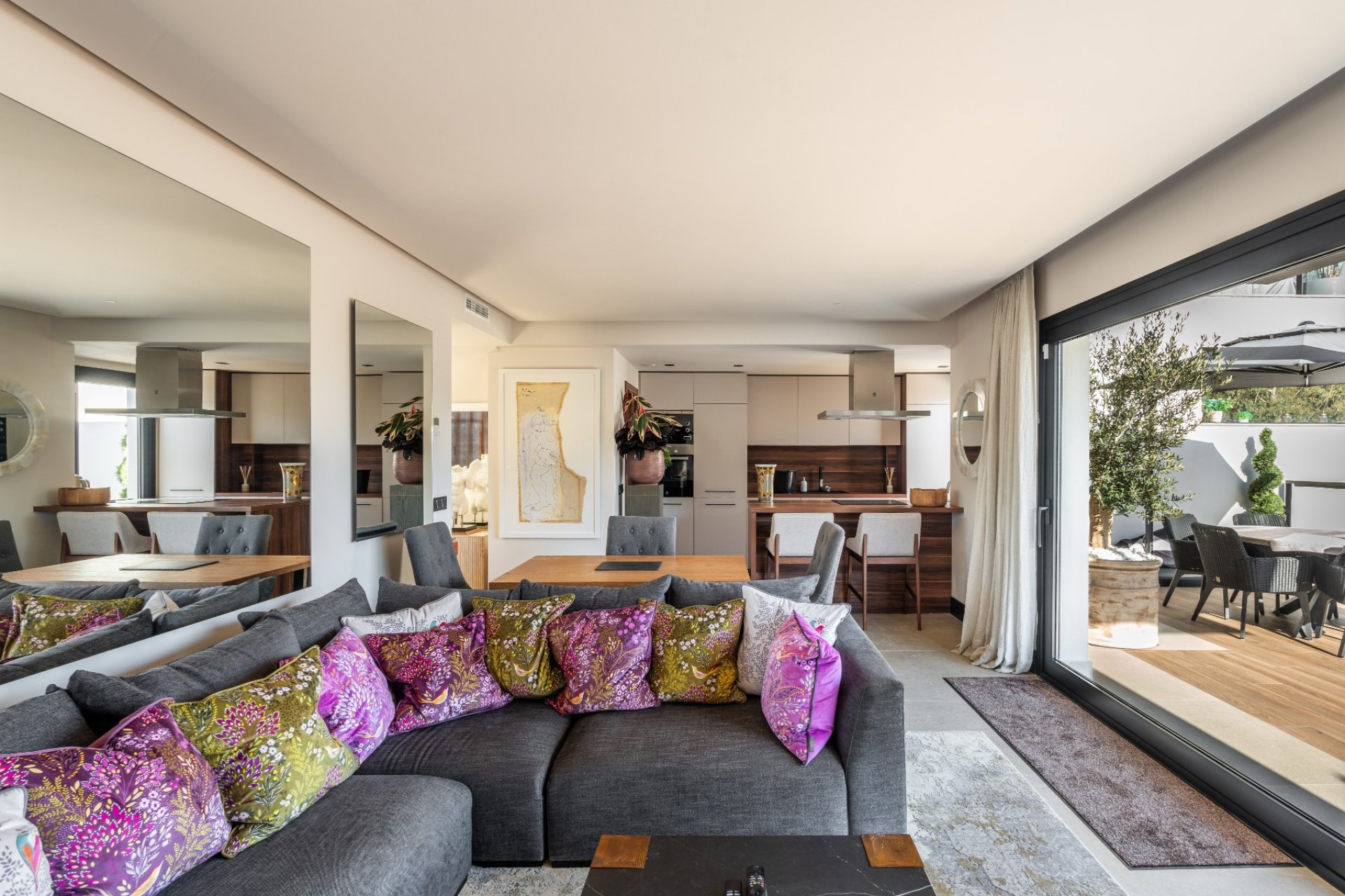 Reventa - apartment -
Marbella - Nueva Andalucía
