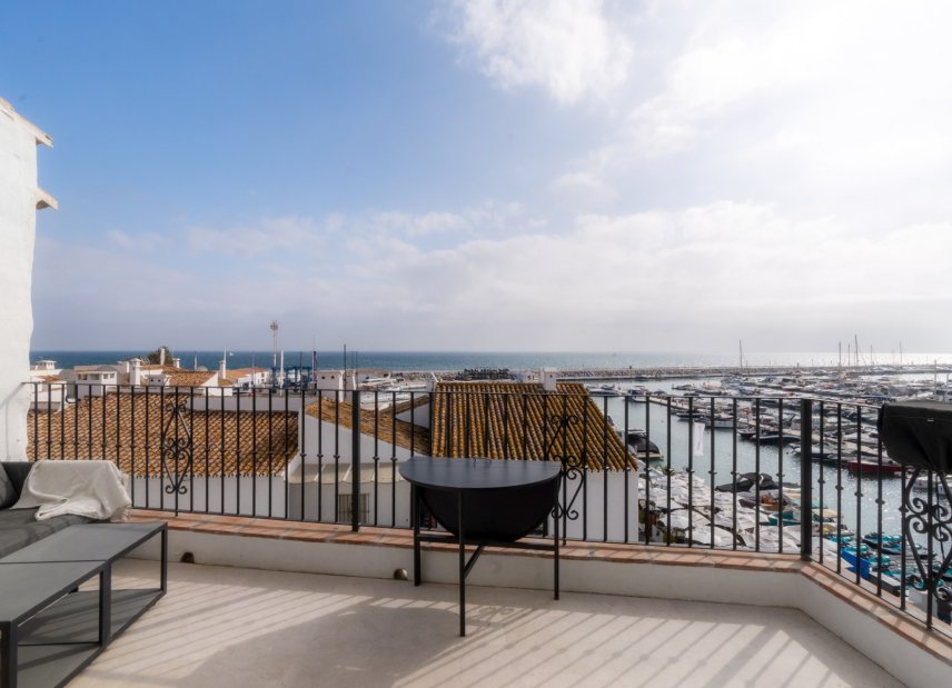 Reventa - apartment -
Marbella - Puerto Banús