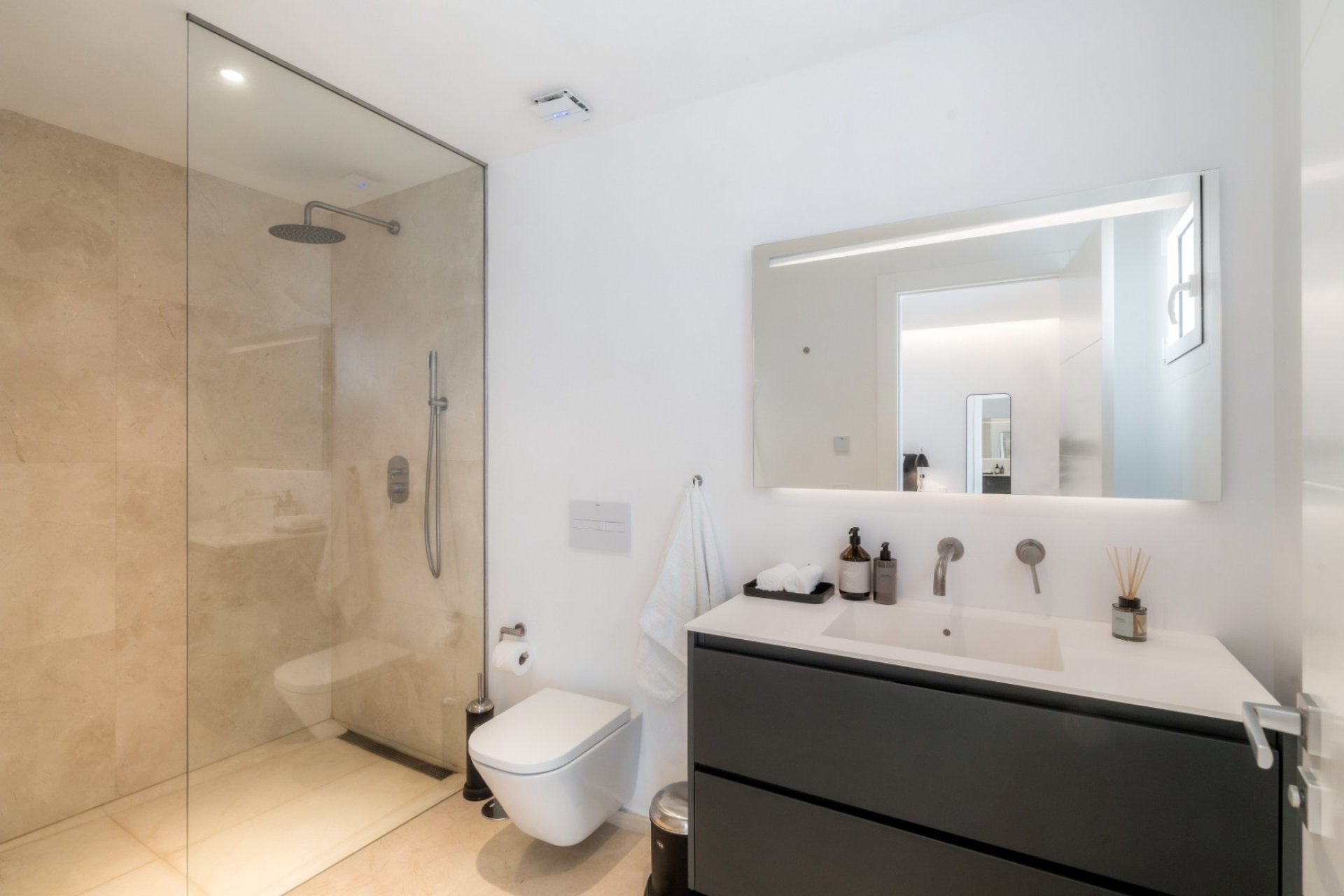 Reventa - apartment -
Marbella - Puerto Banús