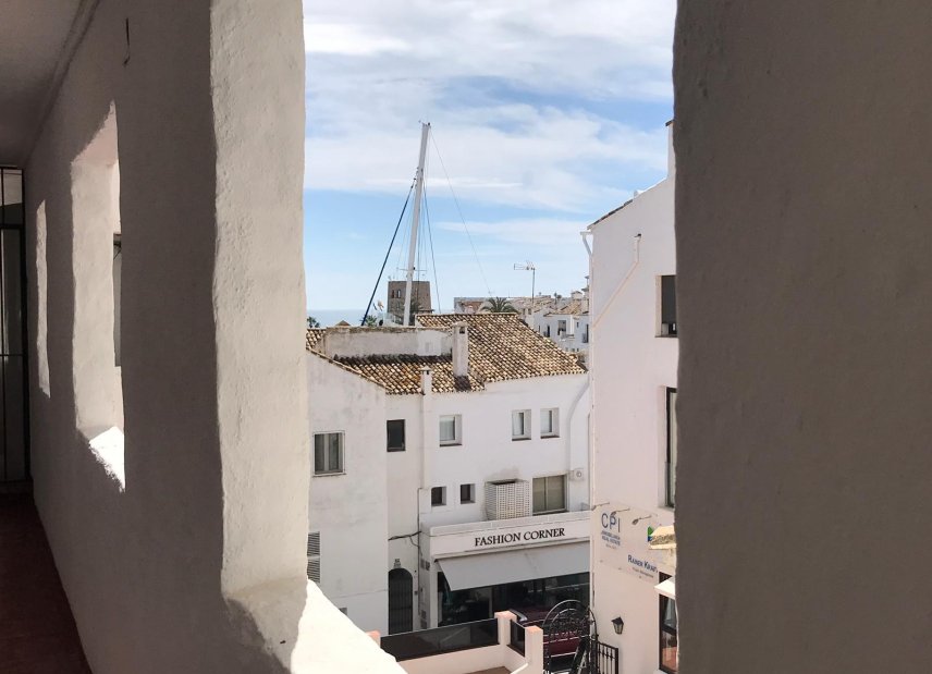 Reventa - apartment -
Marbella - Puerto Banús