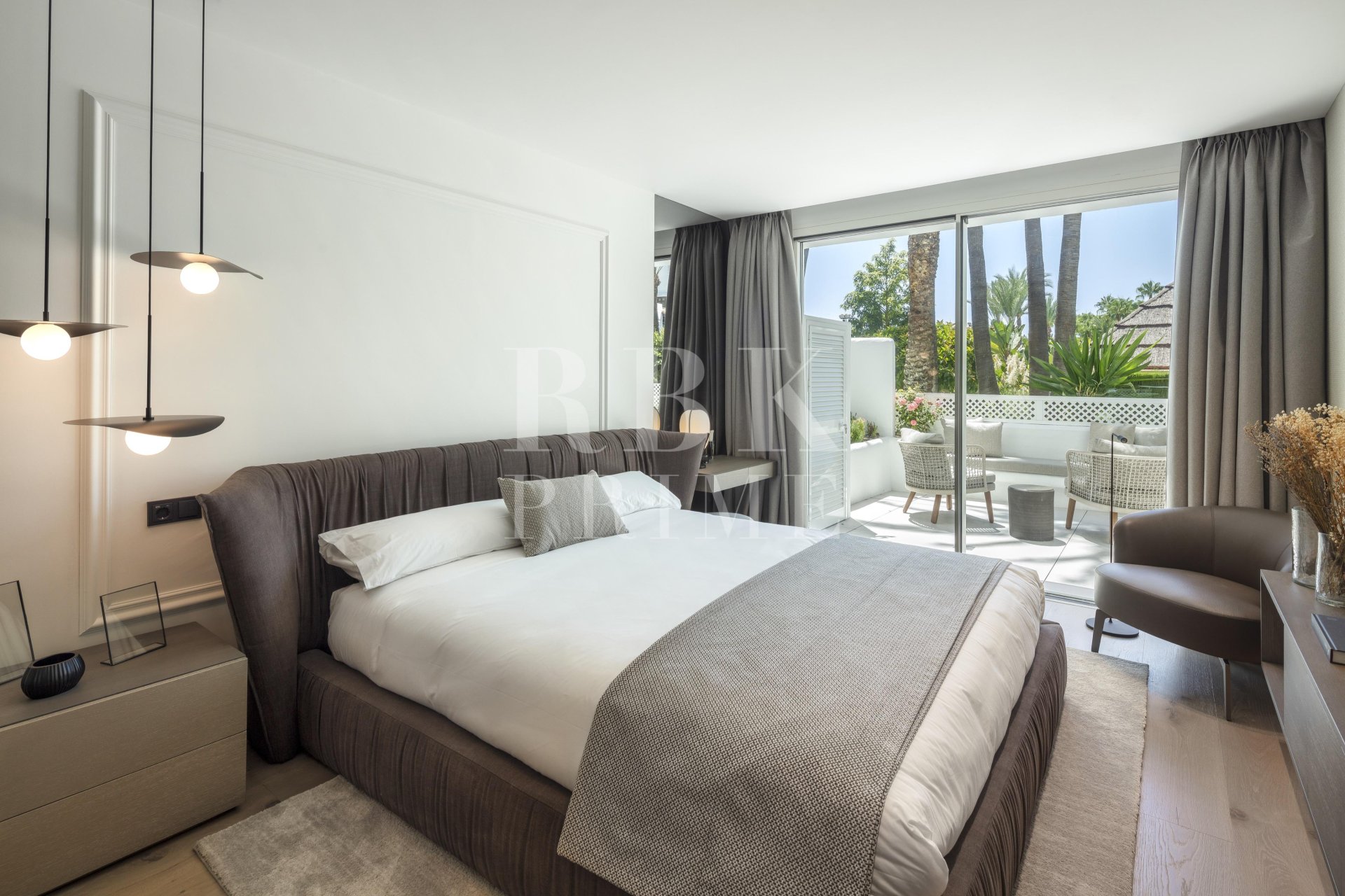Reventa - apartment -
Marbella