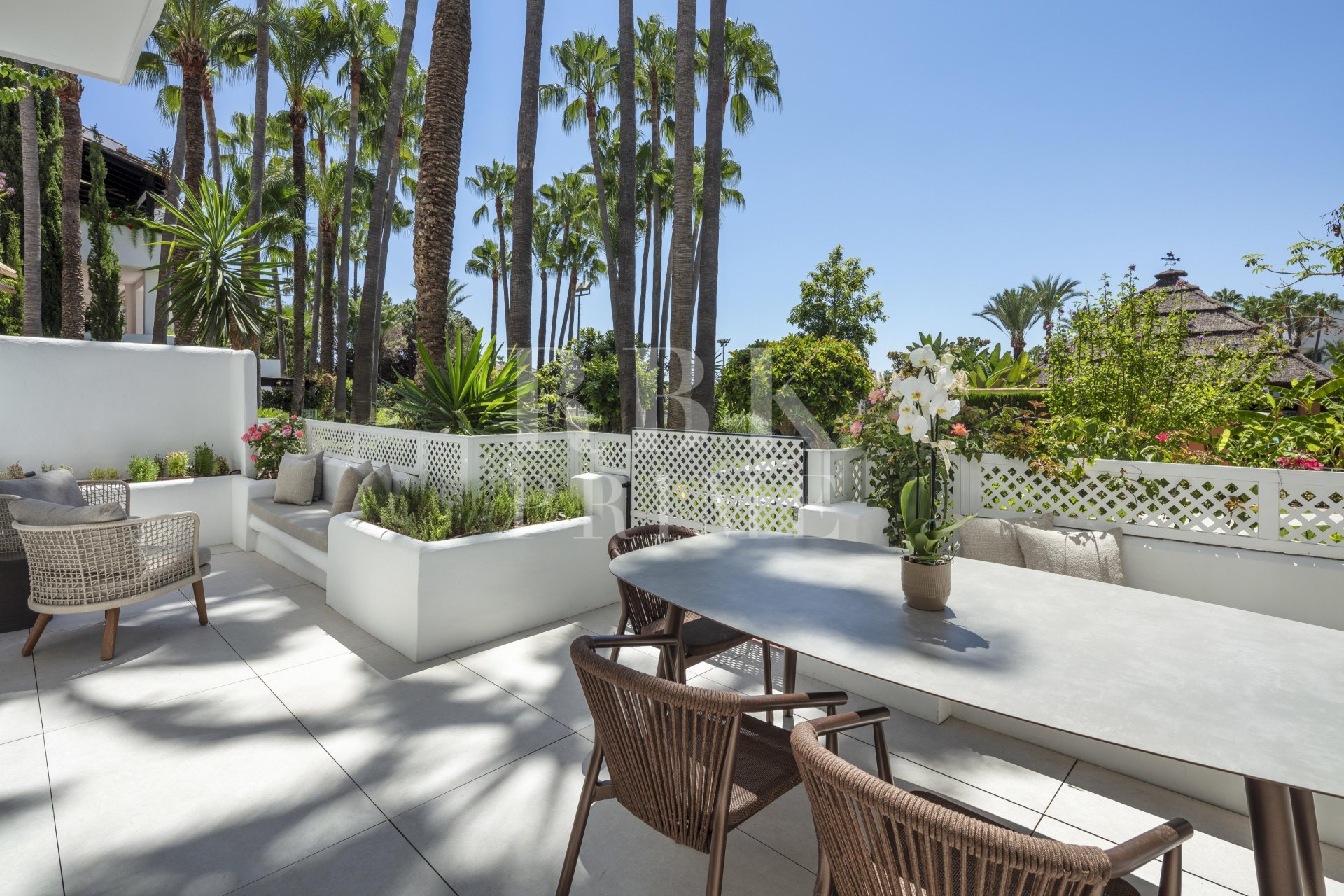 Reventa - apartment -
Marbella