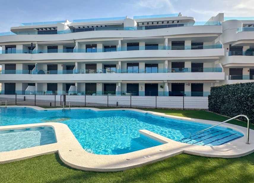 Reventa - apartment -
Orihuela Costa - Playa Flamenca