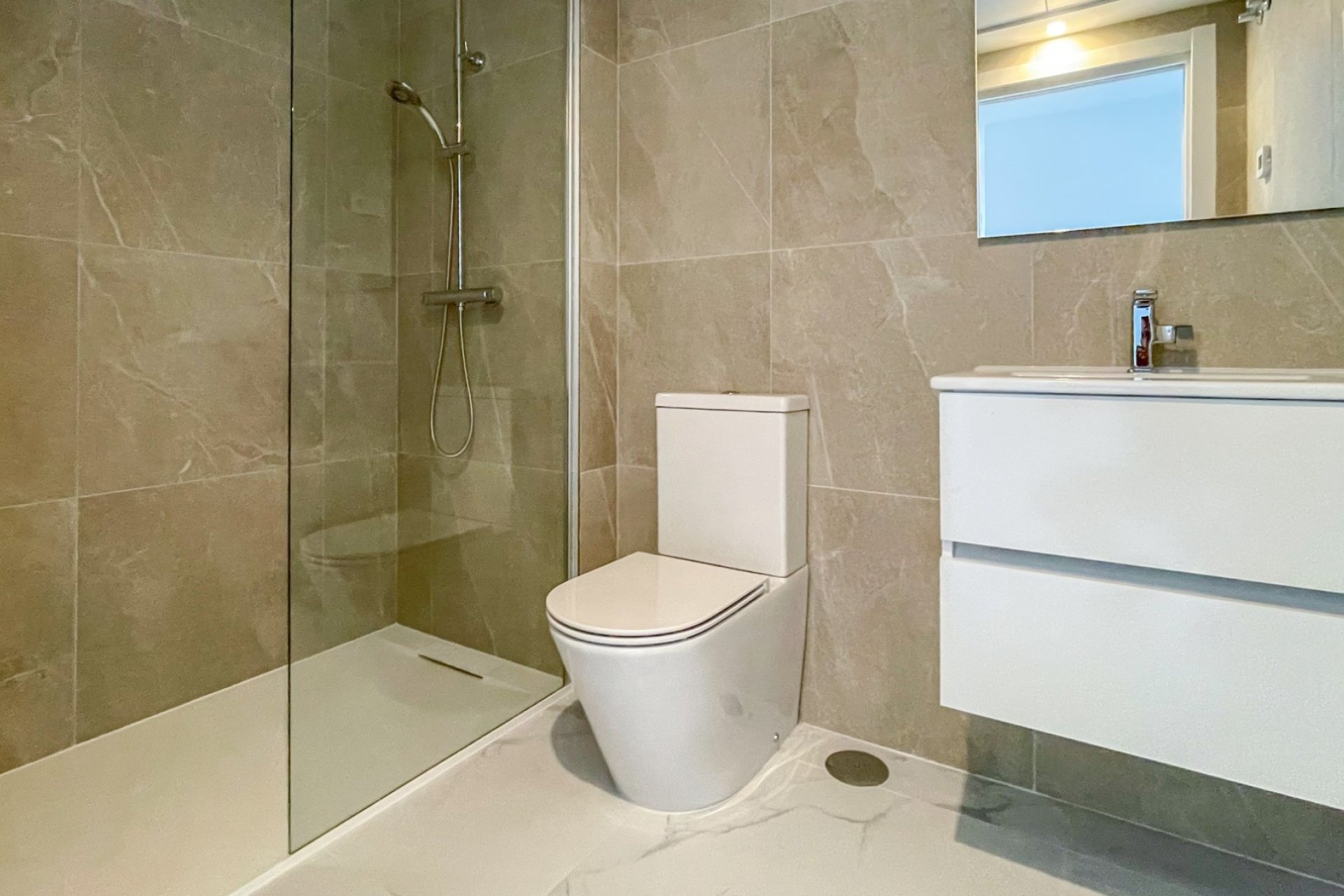 Reventa - apartment -
Orihuela Costa - Punta Prima