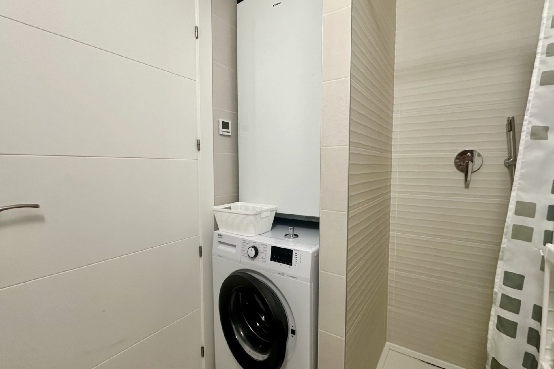 Reventa - apartment -
Orihuela Costa - Villamartín