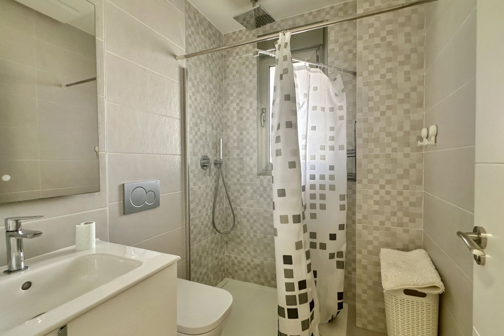Reventa - apartment -
Orihuela Costa - Villamartín