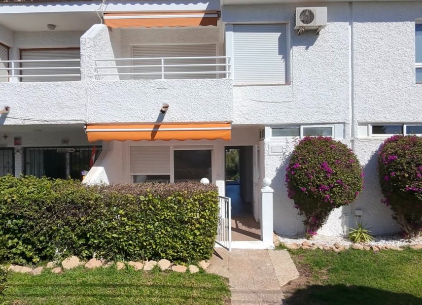 Reventa - apartment -
Orihuela Costa - Villamartín
