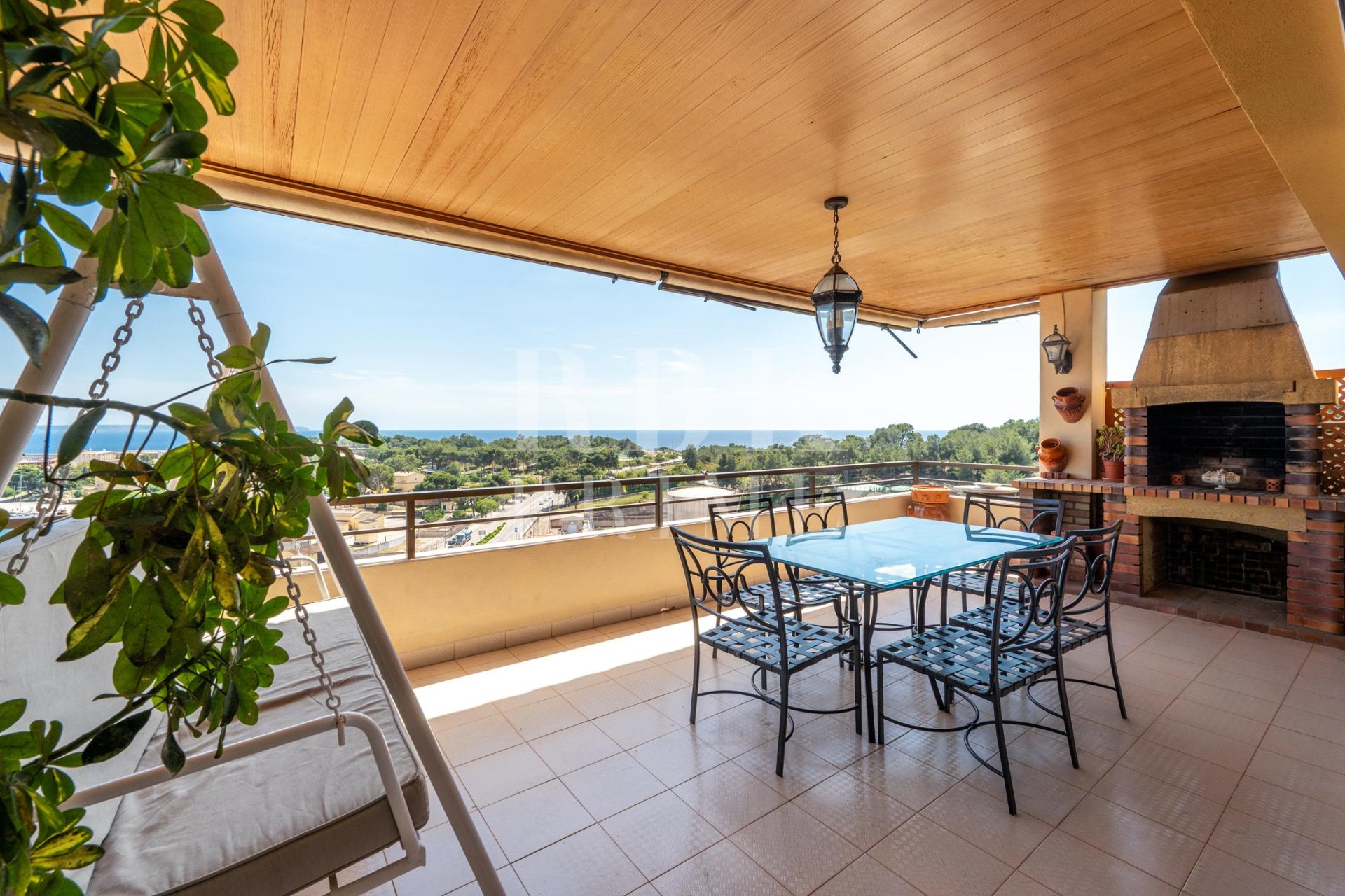 Reventa - apartment -
Palma - La Bonanova