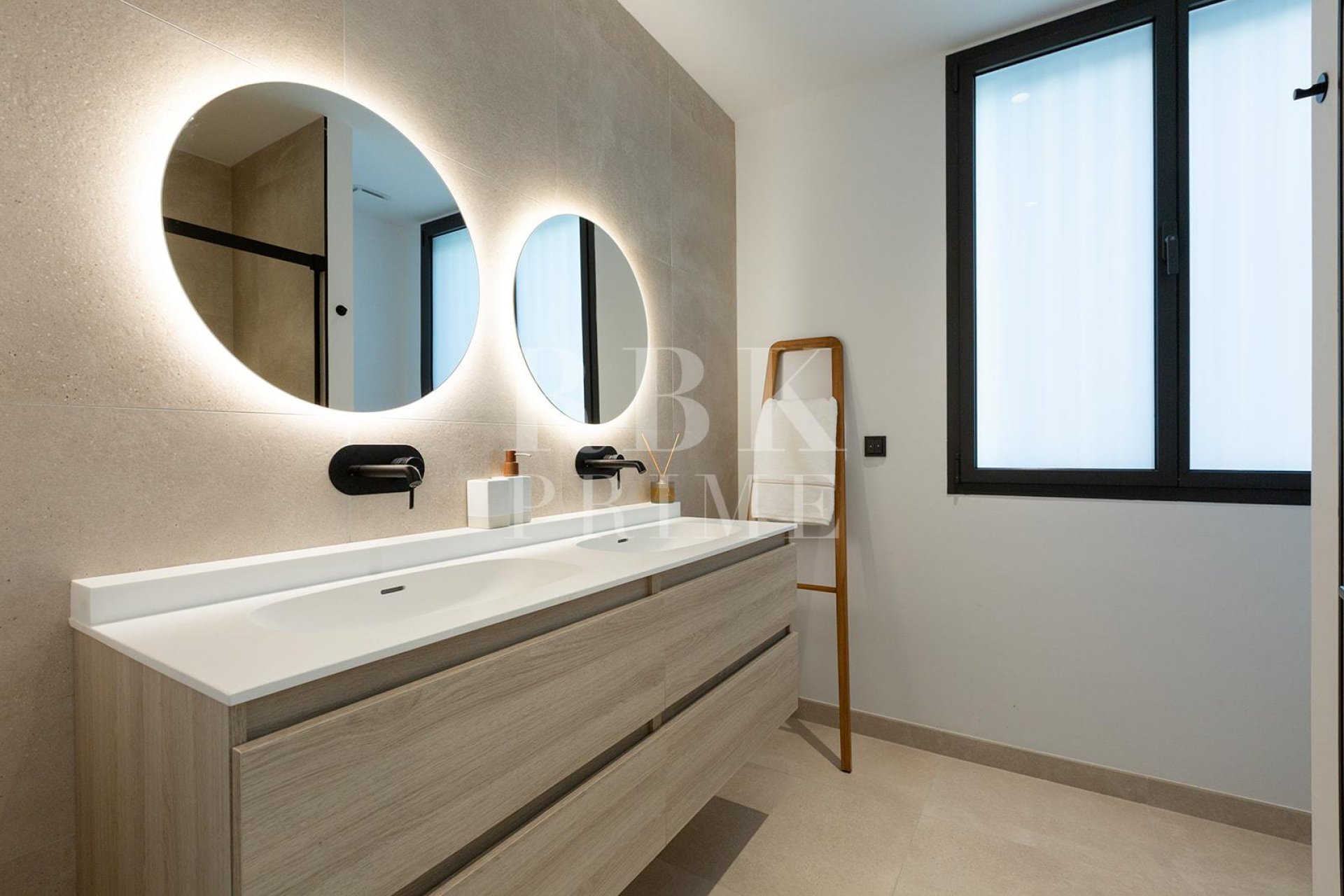 Reventa - apartment -
Palma - Palma urbano