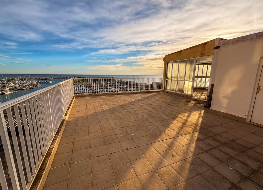 Reventa - apartment -
Santa Pola - Puerto